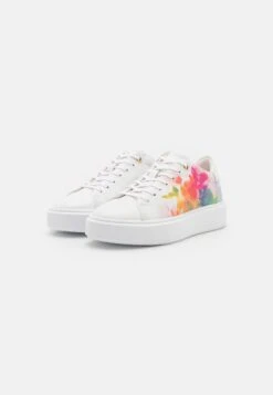 Ted Baker Tennia - Sneakers Laag - White 8 Ted Baker Tennia - Sneakers Laag - White -Ted Baker 40abeadd3b81476098e28273f32a3fcc