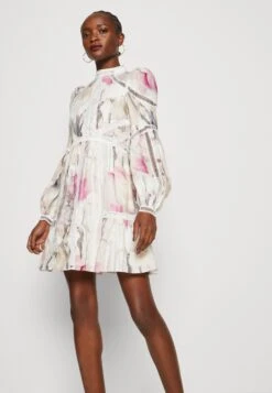 Ted Baker Fleurz - Cocktailjurk - Light Nude -Ted Baker 5295efd6a5494c1b8aaa3962d4997984