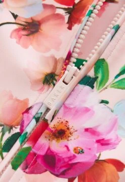 Sunsafe And Set Standard - Badpak - Pink -Ted Baker 567c963b0e11408f880da782591b6fc8