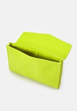 Ted Baker Crocey - Clutch - Lime -Ted Baker 71f0b125f74d410d8663ebd5584f7372