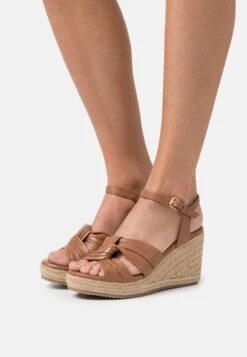 Ted Baker Carda - Sandalen Met Plateauzool - Tan