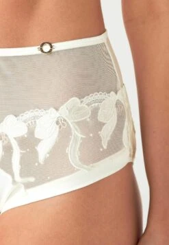 Slip - Ivory White -Ted Baker 873e64fab268452cad661f8f84511e46