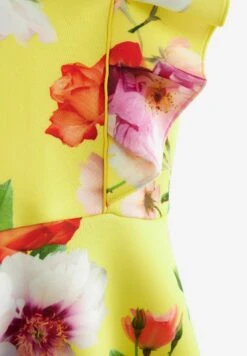 Floral Scuba Standard - Jurk - Yellow -Ted Baker ab7c02f4e06145708b501e733052bdcd