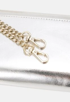 Ted Baker Liberta - Schoudertas - Silver 8 Ted Baker Liberta - Schoudertas - Silver -Ted Baker bd6460dd0f9440db9d092ab7cbf6e2b7