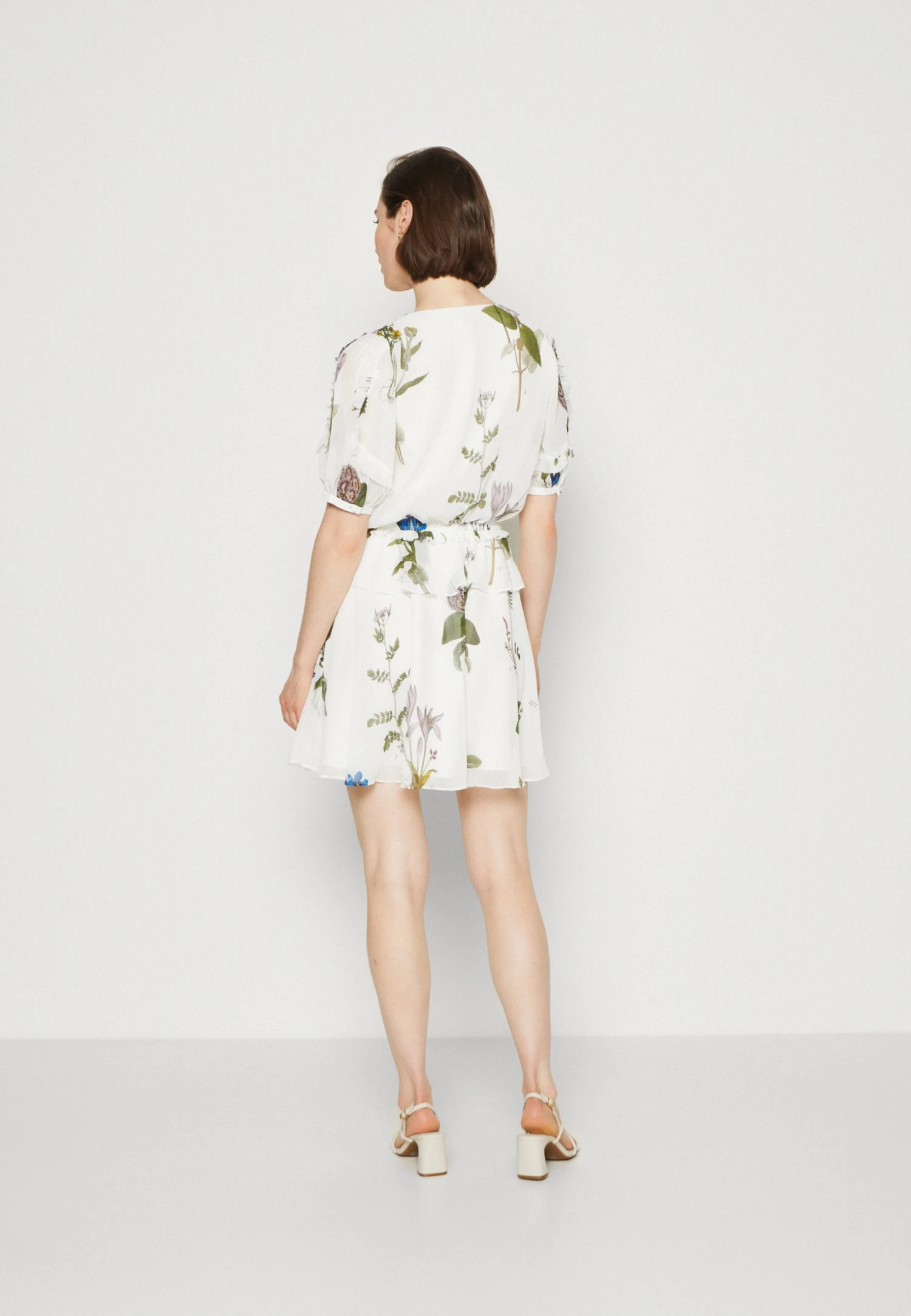Ted Baker Jaliyaa - Jurk - White 3 Ted Baker Jaliyaa - Jurk - White - Afbeelding 3