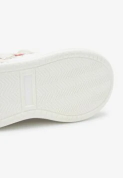 Standard - Sneakers Laag - White -Ted Baker c5f4eb4450084f368108b44a6596be23